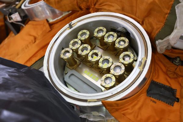 Детальный обзор новой необычной «космической лаборатории» России — «Бион-М» № 2. Её конструкция, орбита, цели, видео запуска.