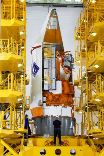 Детальный обзор новой необычной «космической лаборатории» России — «Бион-М» № 2. Её конструкция, орбита, цели, видео запуска.