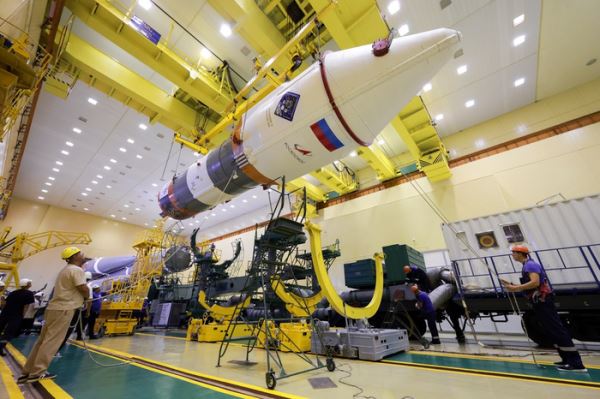 Детальный обзор новой необычной «космической лаборатории» России — «Бион-М» № 2. Её конструкция, орбита, цели, видео запуска.