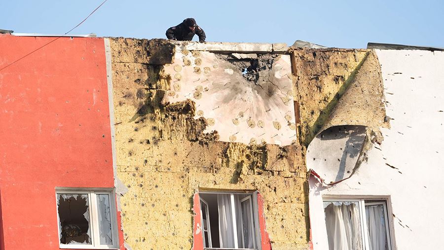 В Ростовской области обрушилась часть стены предприятия после атаки БПЛА